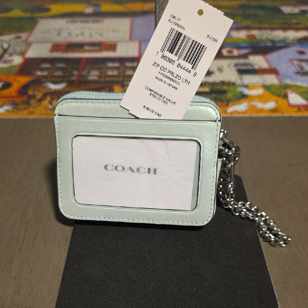 NWT Coach Quilted Wallet/Card Holder in Mint Green - Picture 3 of 6